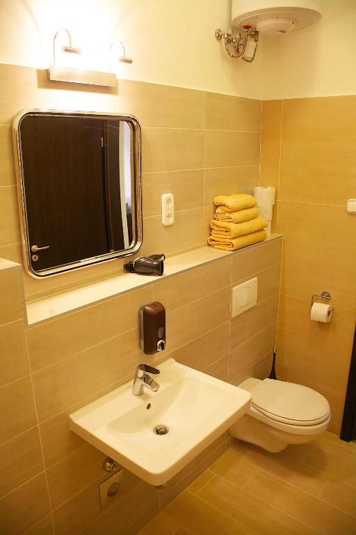 Five Season'S Apartment Budapest Ruang foto